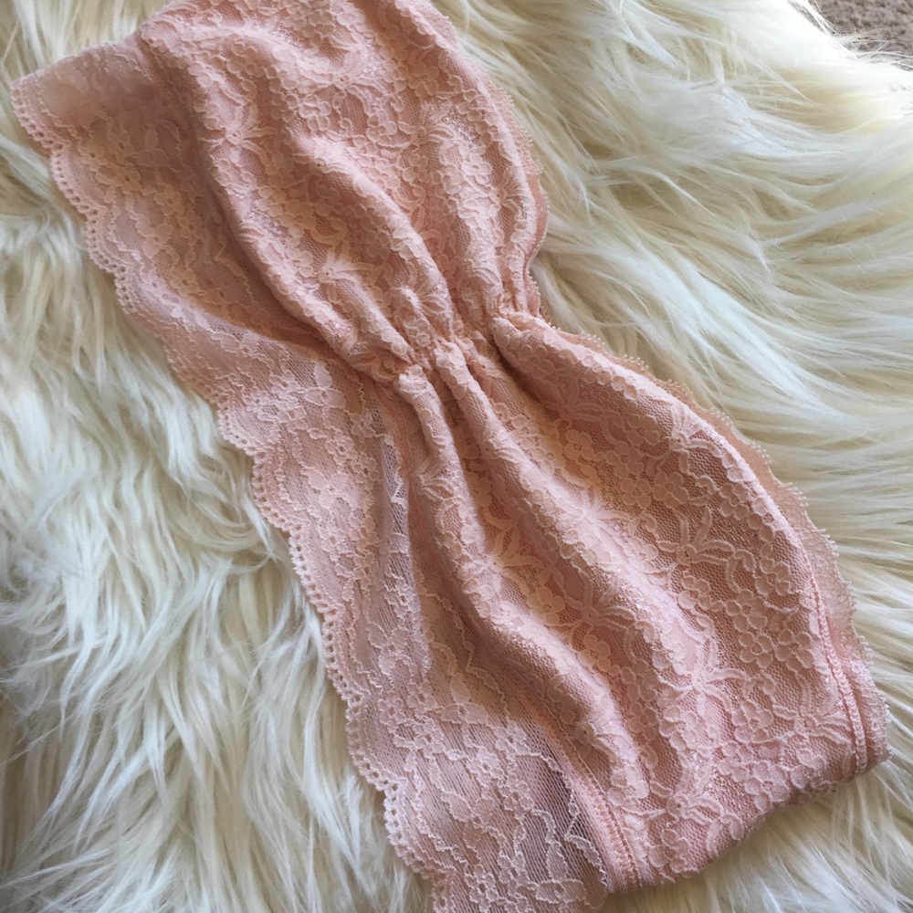 NWOT blush aerie signature lace bandeau - Picture 3 of 6